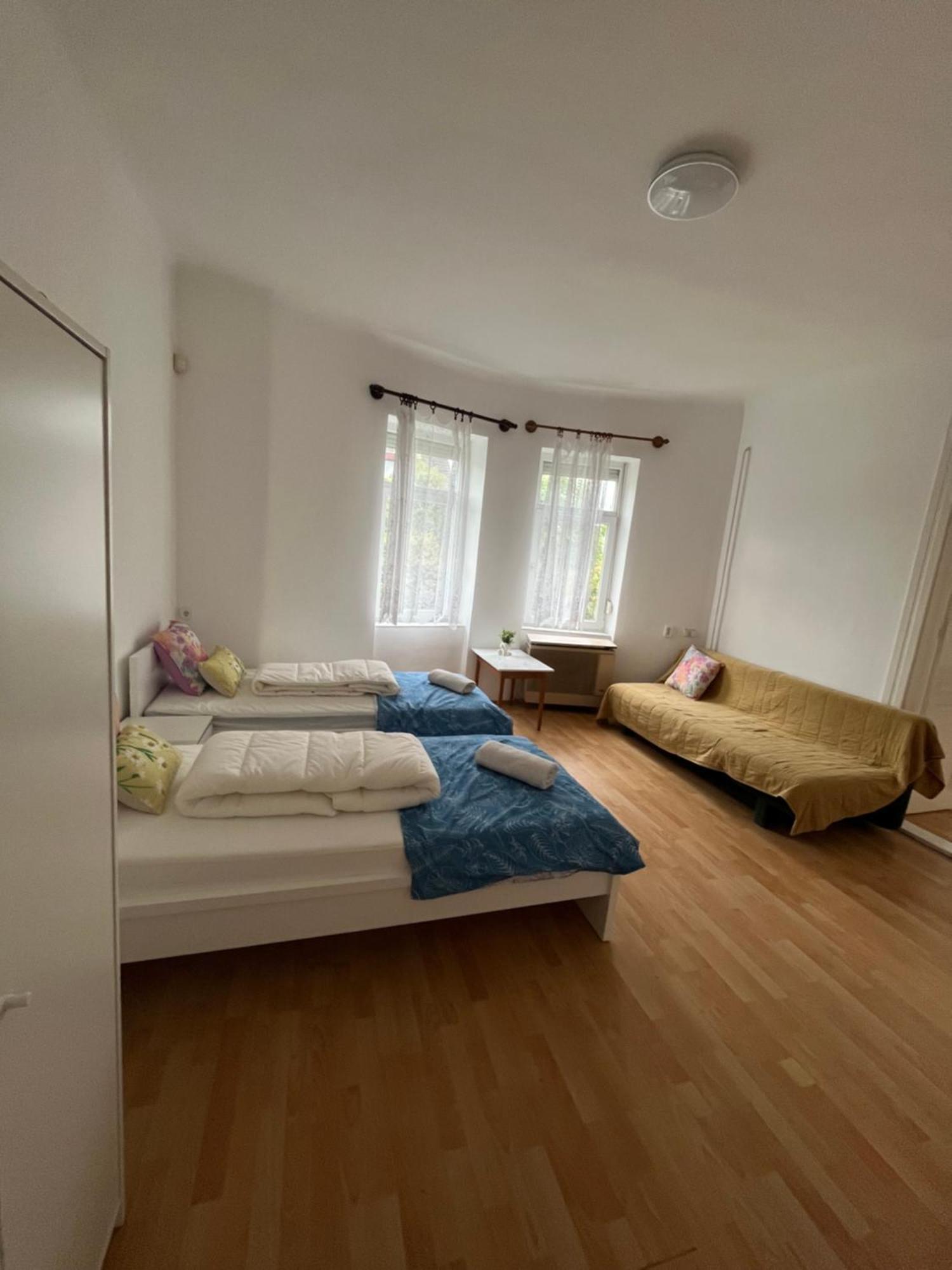 Hideaway House 01 With Garden & Yard And Free Parking Budapeste